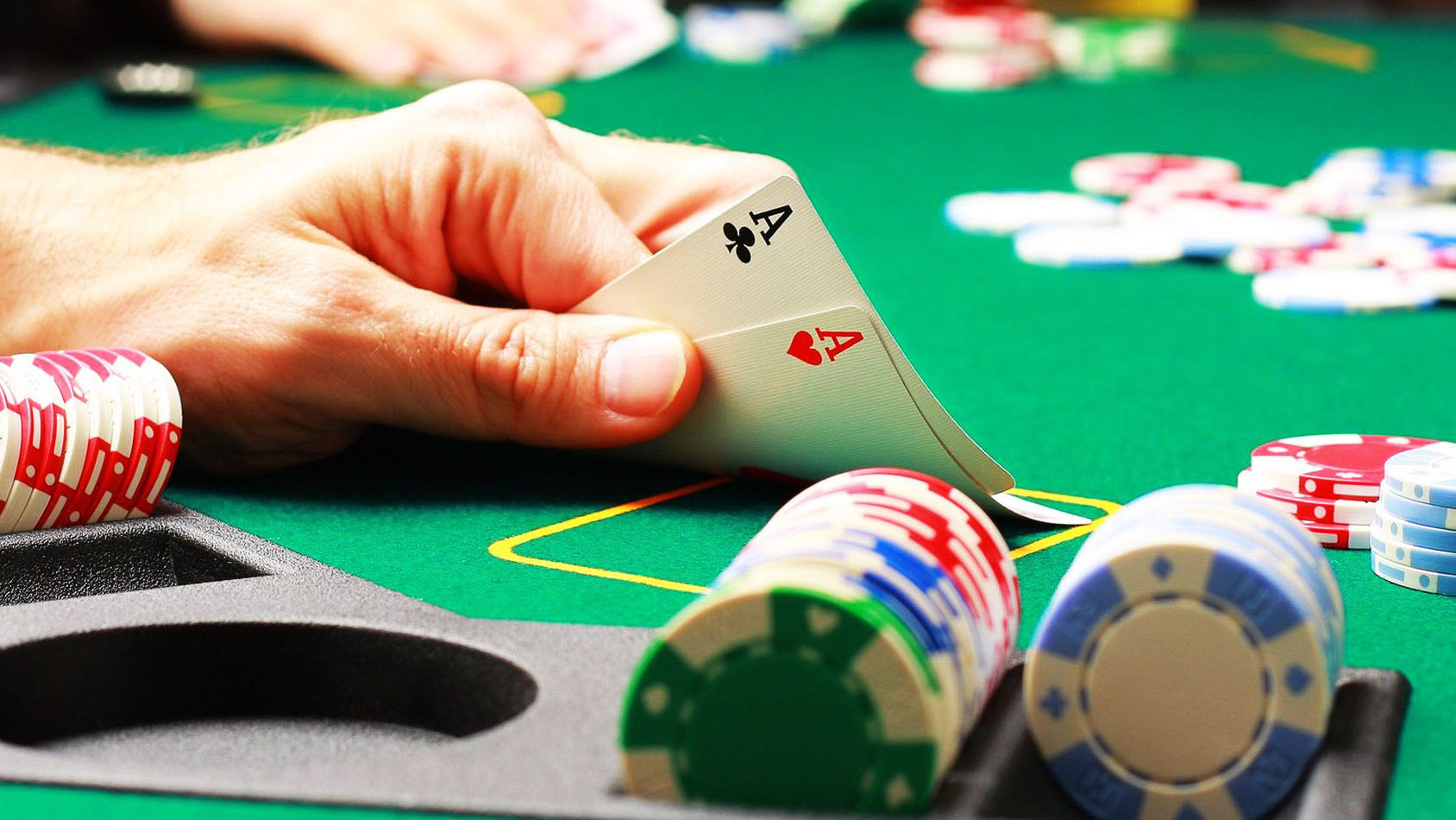 mẹo chơi poker