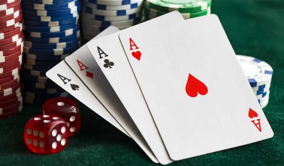 Khuyến Mãi Poker Online